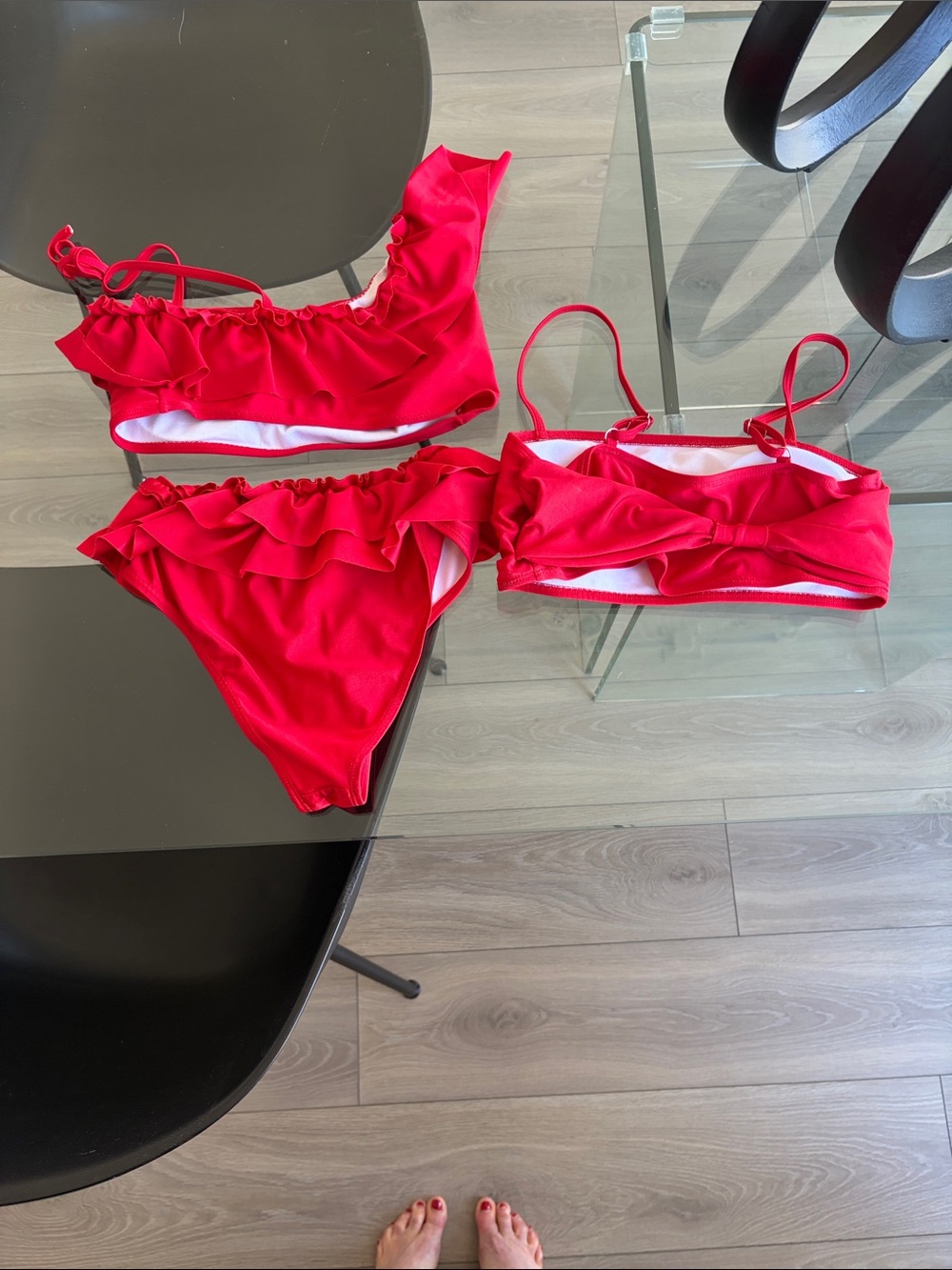 SHEIN Red Ruffle Kids Bikini Set - Picture 2 of 2